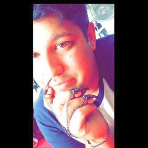 Meet your Posher, Clarke